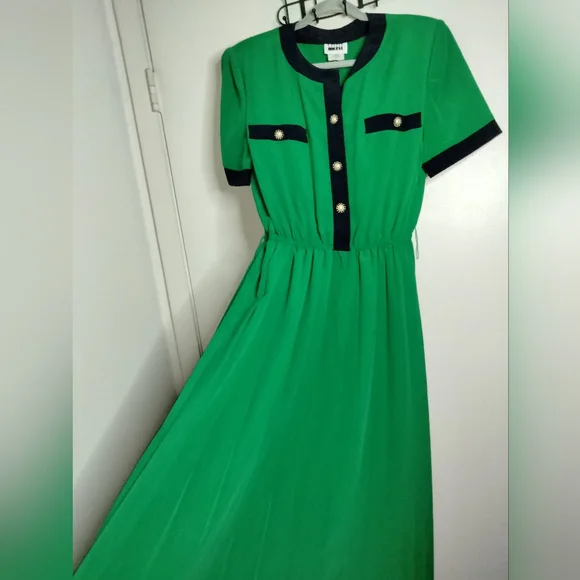 Leslie Fay (Size 8) Vintage Green & Navy Trim Pearl Button SS Fit & Flare Dress - Picture 6 of 9